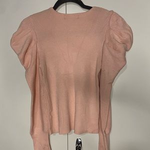 Pink puff shoulder long sleeve sweater.